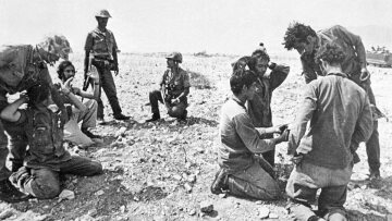 Φάκελος Κύπρου: Στο φως οι πρώτες πτυχές της τραγωδίας που οδήγησε στην τουρκική εισβολή