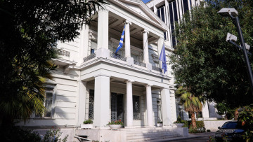 ΥΠΕΞ για θάνατο ομογενή στην Αλβανία: Απαράδεκτο ότι η επιχείρηση έφτασε σε σημείο απώλειας ανθρώπινης ζωής