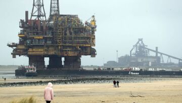 Πετρέλαιο: Πάνω από 10% οι μηνιαίες απώλειες