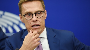 Εισβολή στην Ουκρανία: «Μονόδρομος η ένταξη της Φινλανδίας στο ΝΑΤΟ» λέει ο Άλεξ Στουμπ