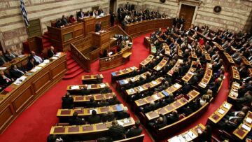 Με τροπολογία φέρνουν τα αναδρομικά - Αύριο ψηφίζονται από τη Βουλή