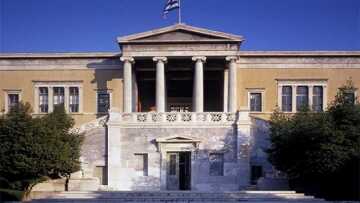 Προσαγωγές στο Πολυτεχνείο - Ηθελαν να ανεβάσουν ναζιστικό πανό