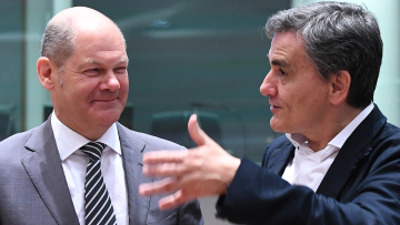 «Παζάρι» 300 εκατ. ευρώ κρίνει την τύχη των συντάξεων