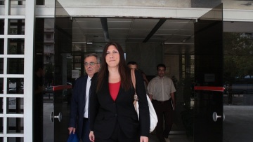 Κωνσταντοπούλου για Πολάκη: Αγράμματο υποκείμενο – Πολάκης: Είσαι «Μαρία Αντουανέττα»