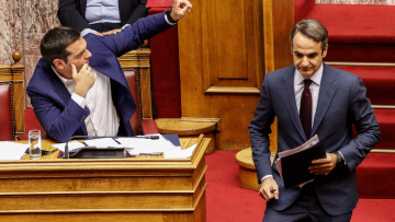 Με επιχειρήματα για τον... πρόεδρο του Εδεσαϊκού οι απαντήσεις Τσίπρα σε Μητσοτάκη 