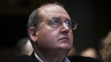 Φίλης στο ΘΕΜΑ 104,6: «Ιδιοκτήτες του κινήματος» όσοι δεν μας άφησαν να μπούμε στο Πολυτεχνείο