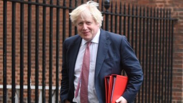 Μπόρις Τζόνσον: «Τραγική παραίσθηση» ή «ψέμα» η υπόσχεση της Μέι περί βελτίωσης των όρων του Brexit