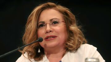 Σπυράκη στο ΘΕΜΑ 104,6: Ο Μητσοτάκης δεν είχε καμία ενημέρωση για τη συμφωνία που ανακοίνωσαν Τσίπρας-Ιερώνυμος