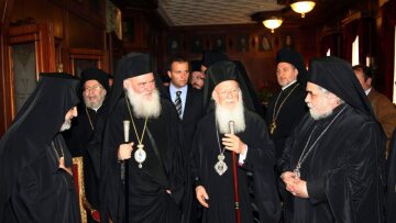 Το Φανάρι αποφασίζει για τη συμφωνία Τσίπρα - Ιερώνυμου παρουσία Γαβρόγλου 