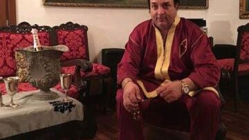 Ο #Ριχάρδος «γκρέμισε» το Twitter: «Στην κατοχή του βρέθηκε και ο χρυσός αιώνας του Περικλή»