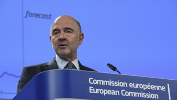 Μοσκοβισί προς Αθήνα: Οι μεταρρυθμίσεις που καθυστερούν θα κρίνουν την επιστροφή των κερδών από τα ελληνικά ομόλογα