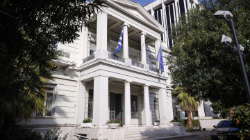 Απίστευτο: Το ΥΠΕΞ έχασε email από το 2005 επειδή «τσιγκουνεύτηκε»... τη συντήρηση του server