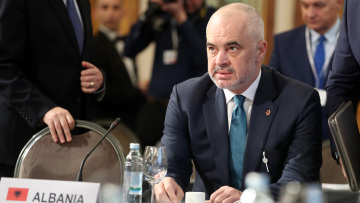 Αυξάνει την ένταση η Αλβανία με το σχέδιο Ράμα να αρπάξει περιουσίες Ελλήνων στη Χειμάρρα