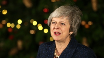 Μέι: Συνεχίζουμε τη δουλειά, για να ολοκληρώσουμε το Brexit