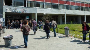 200 αστυνομικοί χρειάστηκαν για να συλληφθούν οι 34 που διακινούσαν ναρκωτικά μέσα στο Αριστοτέλειο