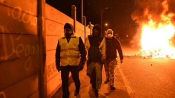 «Κίτρινα Γιλέκα»: «Αστακός» το Παρίσι ενόψει των κινητοποιήσεων του Σαββάτου