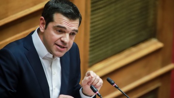 Γκάφα Τσίπρα για τον Ανδρέα Παπανδρέου: Κατηγόρησε ακραίους της ΝΔ γι' αυτά που... έγραφε ο Καμμένος!