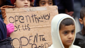 Ολλανδοί έρχονται τα Χριστούγεννα στην Ελλάδα για να παραλάβουν πρόσφυγες