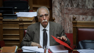 Αινιγματική απάντηση Βίτσα για τον μειωμένο ΦΠΑ στα νησιά 