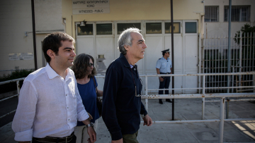 Ο Δημήτρης Κουφοντίνας βγαίνει ξανά από τη φυλακή για την Πρωτοχρονιά