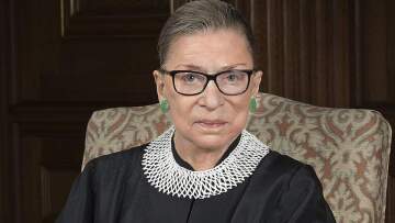 Ρουθ Μπέιντερ Γκίνσμπεργκ: Η δικαστής σύμβολο των αγώνων για την ισότητα στην Αμερική