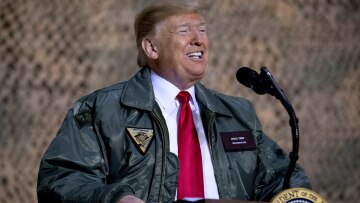 Η συνάντηση Τραμπ με Ιρακινούς πολιτικούς αναβλήθηκε λόγω «διαφωνίας»