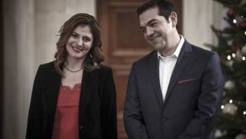 Η Μπαζιάνα για τον Τσίπρα: «Δεν πρόδωσε, δεν εξαπάτησε, δεν είπε ψέματα»