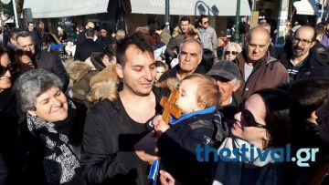 28χρονος αστυνομικός έπιασε το Σταυρό στη Θεσσαλονίκη