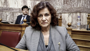Θεανώ Φωτίου: Καμία αλλαγή στο πολυνομοσχέδιο