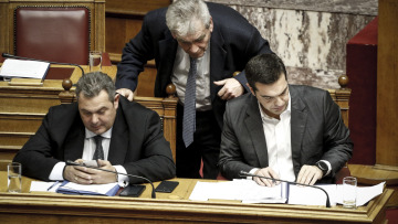 Εν αναμονή του ραντεβού Τσίπρα-Καμμένου για το Σκοπιανό