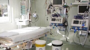 «Καμπανάκι» κινδύνου για τα κλειστά κρεβάτια ΜΕΘ με την έξαρση της ιλαράς και της γρίπης