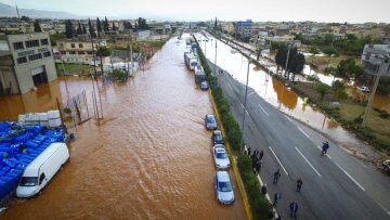 Σε εξέλιξη οι εργασίες αποκατάστασης σε Μάνδρα και Νέα Πέραμο
