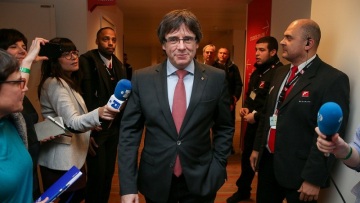 Πουτζδεμόν: Προς όφελος της ισπανικής δημοκρατίας η επιστροφή μου