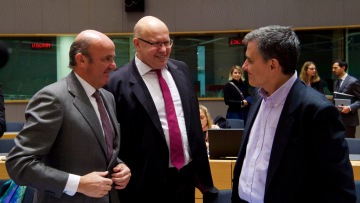 Με 130.000 πλειστηριασμούς, ΕΝΦΙΑ, αφορολόγητο «εξασφαλίστηκε» η δόση