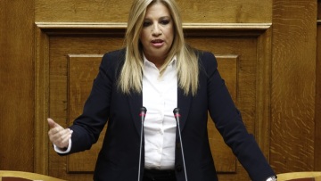 Γεννηματά: ΣΥΡΙΖΑ και ΝΔ παίζουν στην πλάτη του λαού με τα εθνικά θέματα
