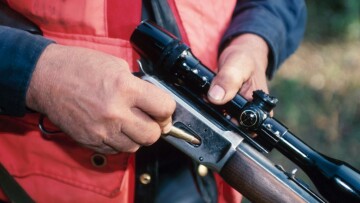 Λαμία: Τον πέρασε για αγριογούρουνο και τον πυροβόλησε