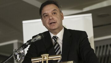 Λιαργκόβας: Οι αγορές μπορεί να αποδειχτούν πιο «σκληρές» από την τρόικα