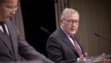 Συνέχιση των μεταρρυθμίσεων ζητά ο Ρέγκλινγκ από την Ελλάδα