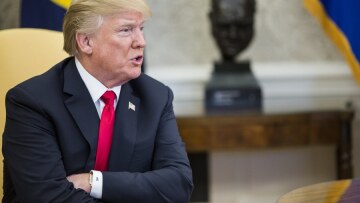 ΗΠΑ: Ανοιχτός πόλεμος Τραμπ – FBI για την ανάμειξη της Ρωσίας στις εκλογές