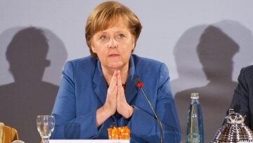 Μέρκελ: Πιθανές αλλαγές στον νόμο κατά της ρητορικής μίσους στο διαδίκτυο