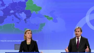 Πώς η βιασύνη της Κομισιόν να εντάξει τα Δυτικά Βαλκάνια συνδέεται με το «Σκοπιανό»