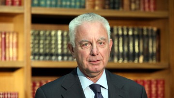 Πικραμμένος: Είναι πολιτικοί οι λόγοι που με εμπλέκουν στην υπόθεση Novartis