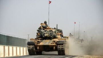 Κούρδοι καταγγέλλουν: Η Τουρκία βομβάρδισε σχολείο και μονάδα παραγωγής νερού