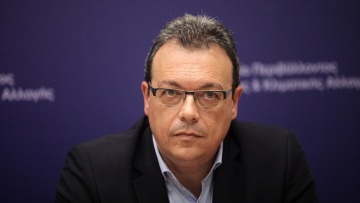 «Έφυγε» από τη ζωή η Πόπη Καραγιαννίδου, σύζυγος του Σωκράτη Φάμελλου