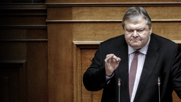 Βενιζέλος: Είμαι καρφί στα μάτια σας - Στοχοποιείτε όσους ενοχλούν την κυβέρνηση