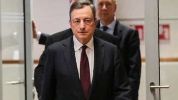 Ντράγκι: «Όποιος απευθύνει έκκληση κατά του εμβολιασμού, απευθύνει έκκληση υπέρ του θανάτου»