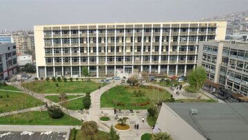 Θεσσαλονίκη: Κατάληψη σε σχολή του ΑΠΘ για τον Γιαγτζόγλου