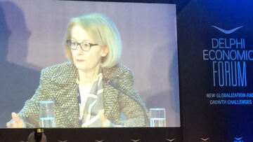 Νουί: Να αντιμετωπιστούν τα κόκκινα δάνεια και να προστατευθούν οι συμβολαιογράφοι