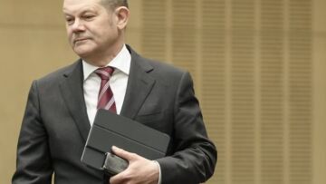 Γερμανία: Οι Σοσιαλδημοκράτες ψήφισαν να συμμετέχουν στην κυβέρνηση συνασπισμού της Μέρκελ