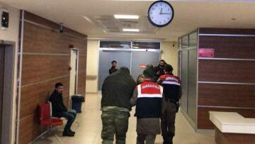 Sabah: H σύλληψη των Ελλήνων στρατιωτικών ίσως σχετίζεται με την επαναπροώθηση μεταναστών 